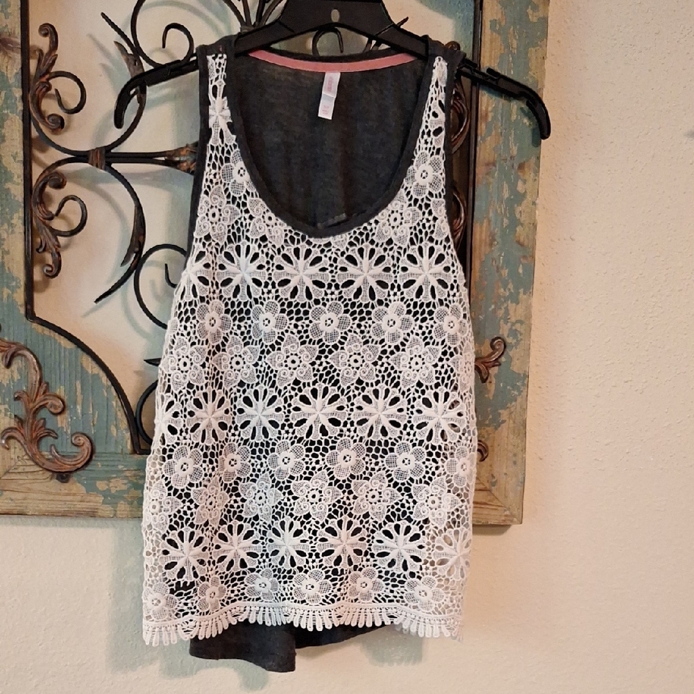 Xhilaration Gray and White Embellished Crop Tank Top. Size SP